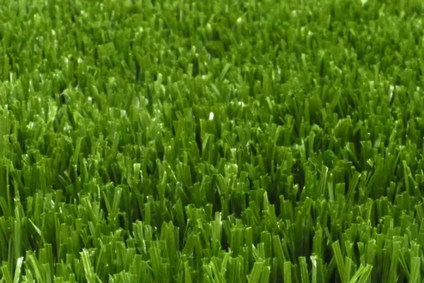 Emerald 45 - A lucious artificial grass that pleases your senses.