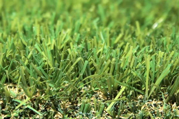 W-Spec 40 Artificial Grass has a manicured look